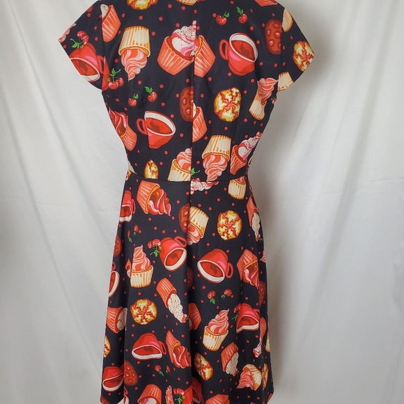 Cupcake hot cocoa retro style holiday Christmas dress - Picture 9 of 10